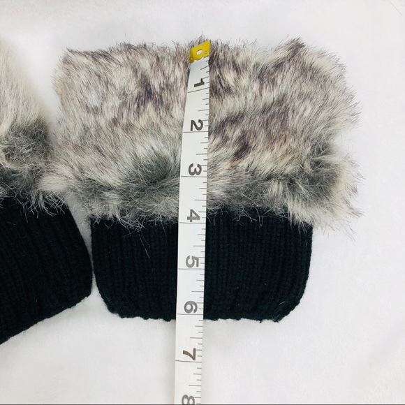 🎀Already Gifted To Buyer🎀 Faux Fur Boot Toppers - Picture 6 of 8